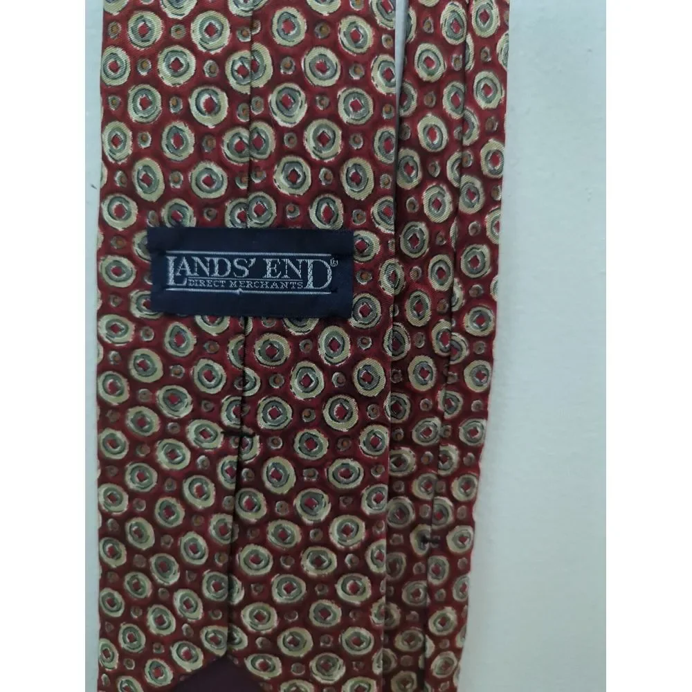 Lands End Mens Silk Tie Red Gold Geometric Medallion Hand‎ Sewn Made in USA